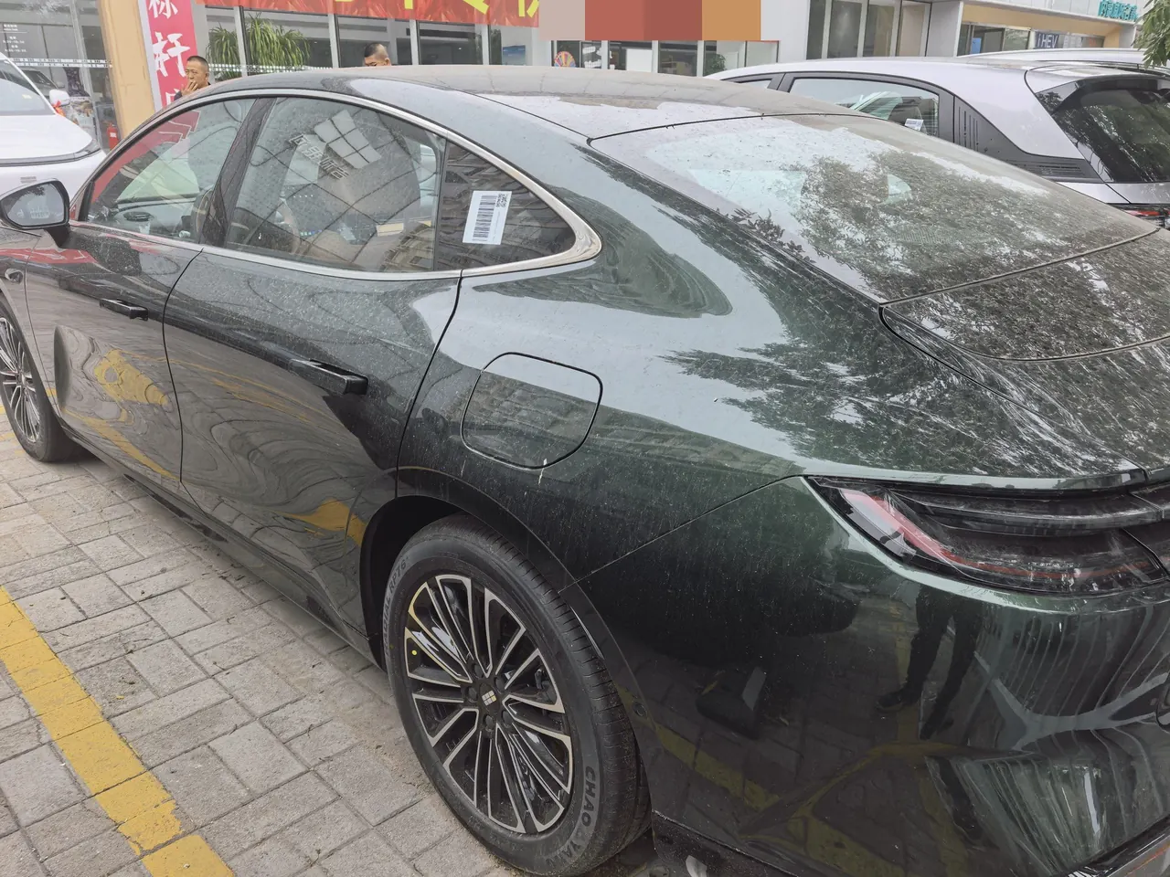 Geely Galaxy 2025 Xingyao 8 EM-i 1.5 130km Premium Edition Automatic Gear 3