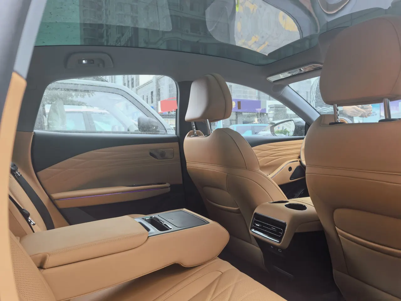 Geely Galaxy 2025 Xingyao 8 EM-i 1.5 130km Premium Edition Automatic Gear 5
