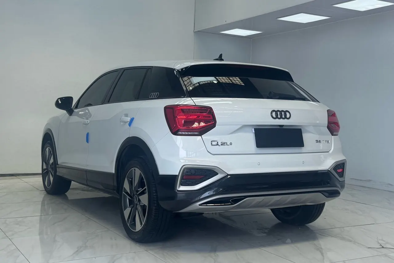 Audi 2022 Q2L 1.4TFSI 35TFSI Fashion Elegant Automatic 4