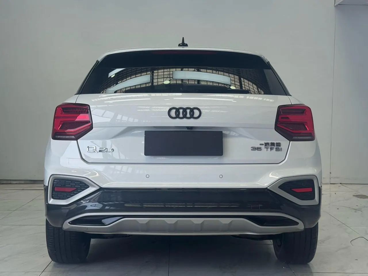 Audi 2022 Q2L 1.4TFSI 35TFSI Fashion Elegant Automatic 5
