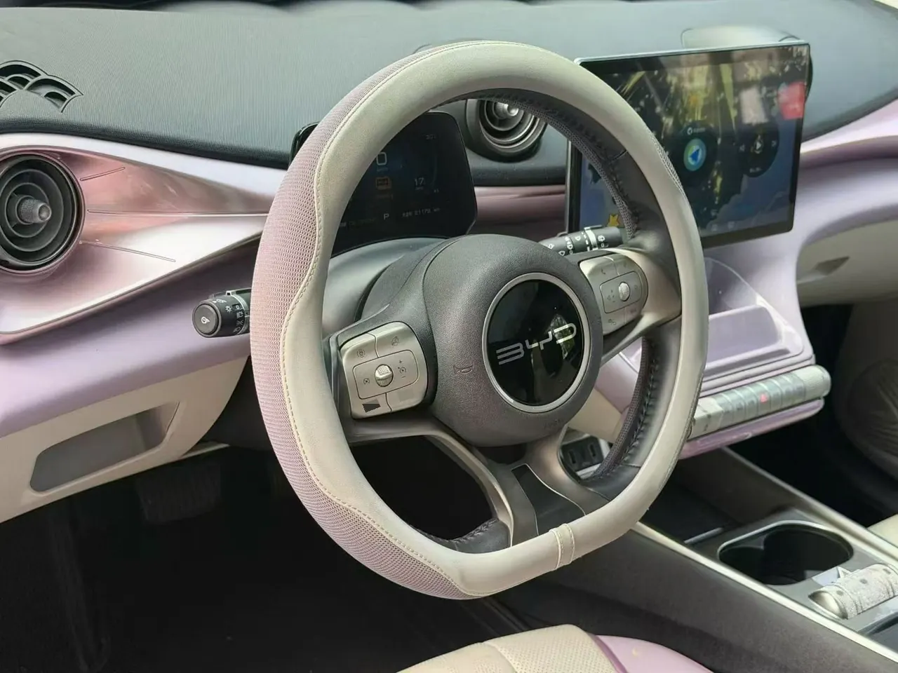 BYD 2023 Dolphin 420km Fashion Edition Automatic 7