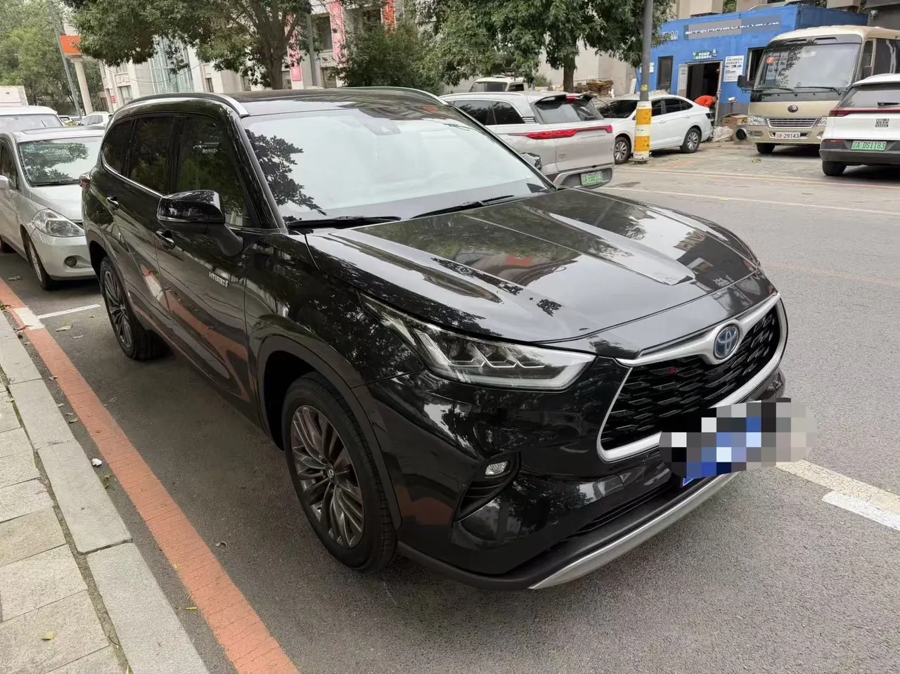 Toyota 2023 Highlander Dual Engine 2.5 Stepless Intelligent Electric Hybrid Four-wheel Drive Elite Edition 7-seat PLUS Edition Automatic Gear 3
