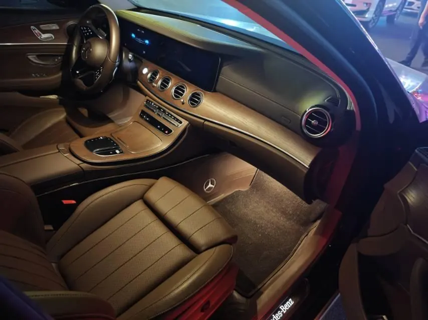 Mercedes Benz E Class 2023 E 260 L 2.0T Automatic 5