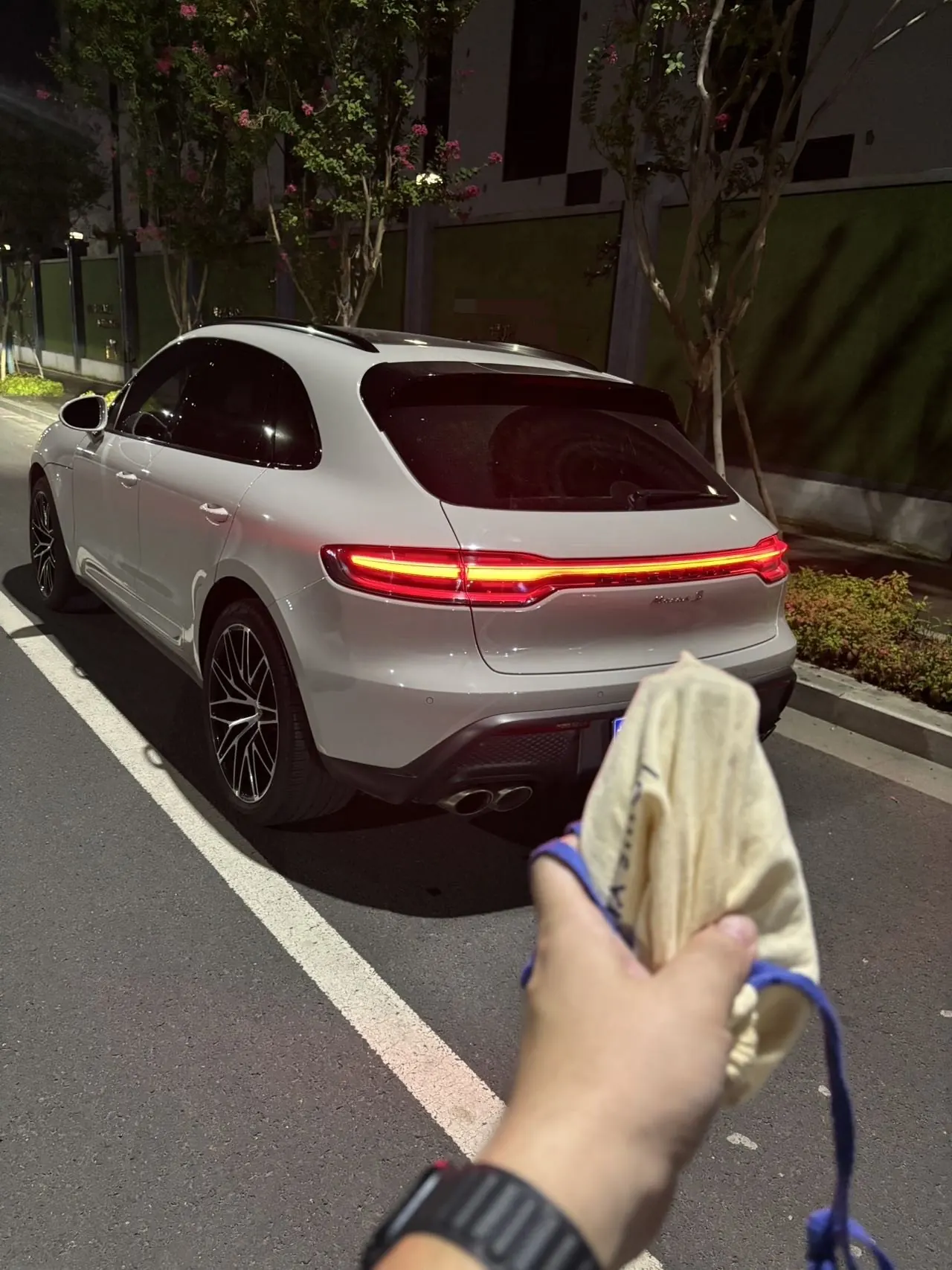 Porsche Macan (Imported) 2023 Macan S 2.9T Automatic 8