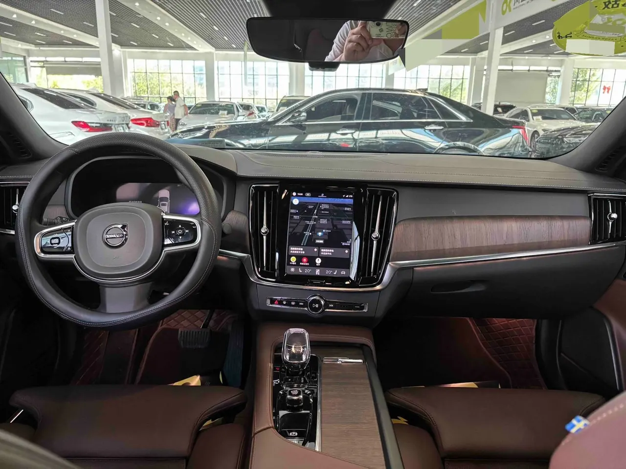 Volvo 2024 S90 48V 2.0T B5 Zhiyuan Deluxe Edition Automatic Gear 8