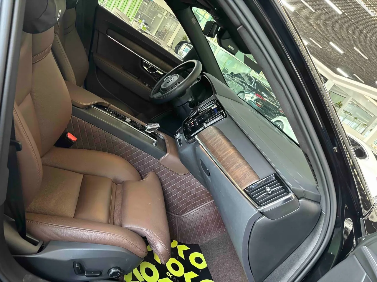 Volvo 2024 S90 48V 2.0T B5 Zhiyuan Deluxe Edition Automatic Gear 9
