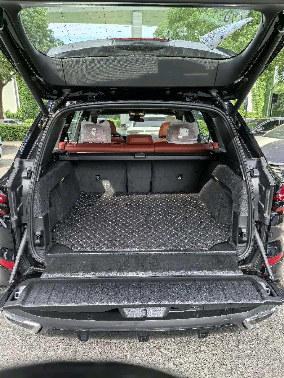 BMW 2023 X5 xDrive40Li 48V 3.0T M sports obsidian night suit automatic gear 8