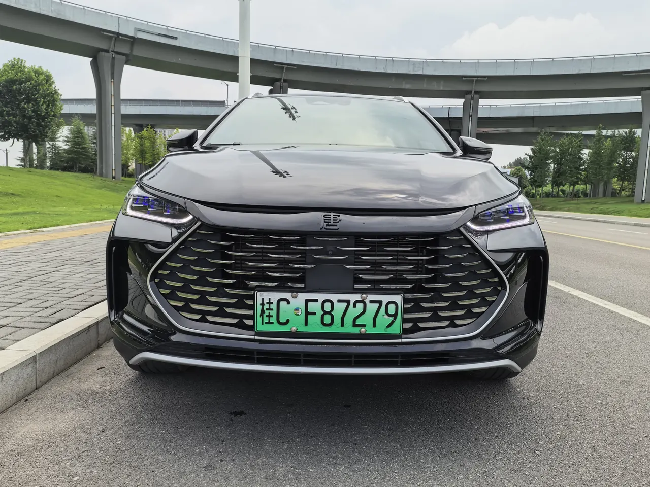 BYD Tang New Energy 2023 Tang DM-i 1.5T Stepless 112KM Champion Edition Exclusive Automatic Gear 5