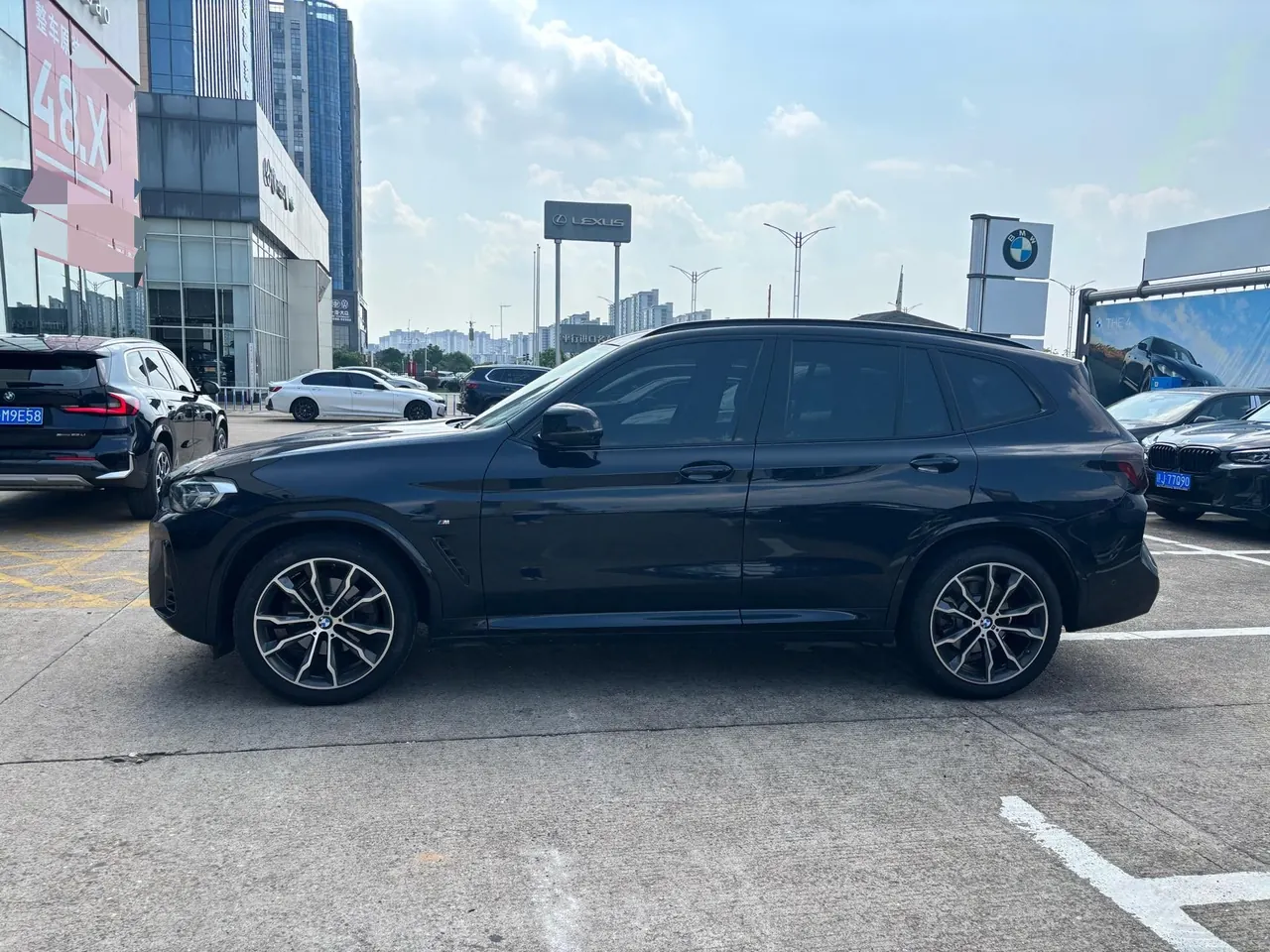 BMW 2023 X3 xDrive30i 2.0T Leading M Obsidian Night Suit Automatic Gear 2