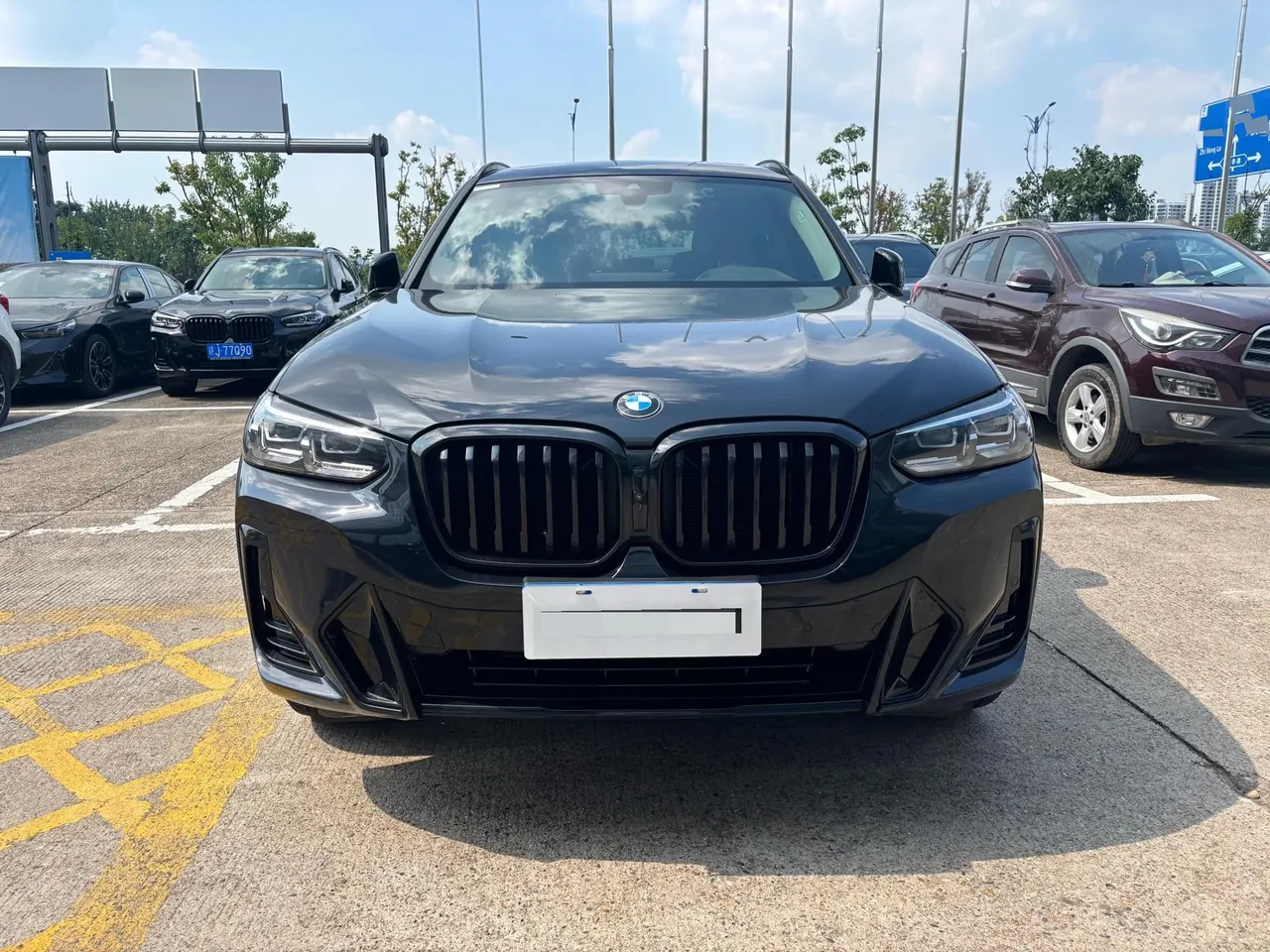 BMW 2023 X3 xDrive30i 2.0T Leading M Obsidian Night Suit Automatic Gear 3
