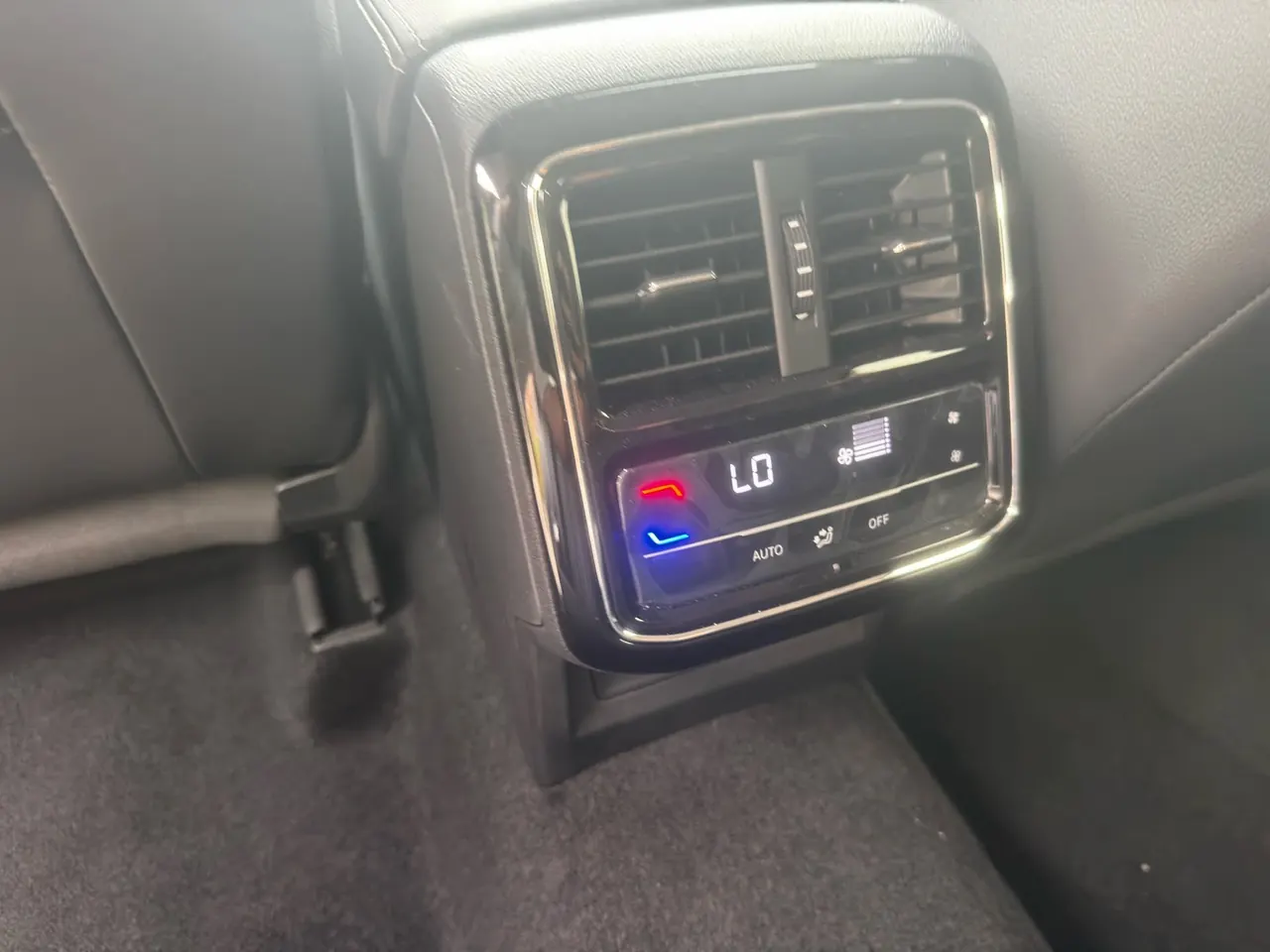 Volkswagen 2023 Passat 1.4TSI 280TSI Elite Edition Automatic 10