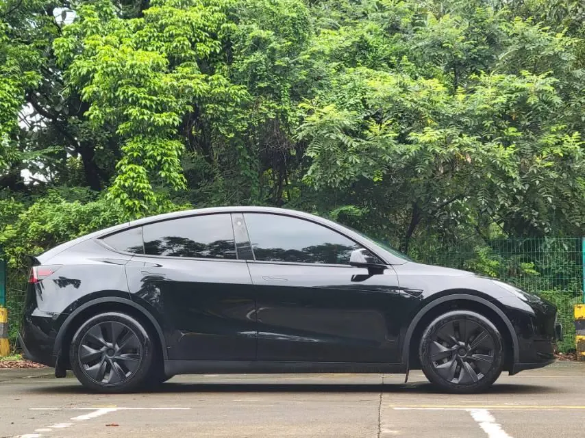 Tesla 2023 Model Y rear-wheel drive version automatic transmission 9