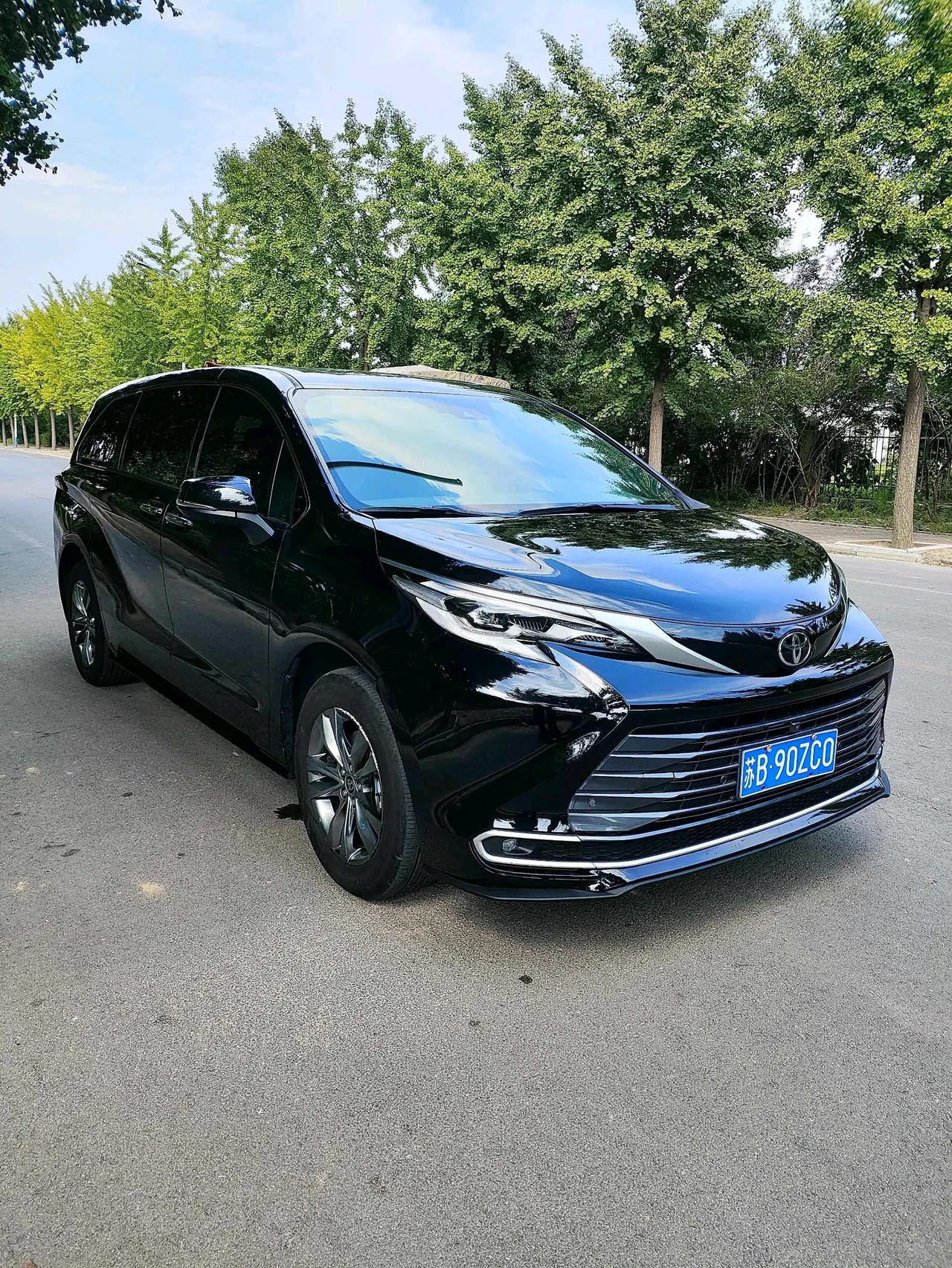 Toyota 2026 Sana 2.5 Stepless Four-wheel Drive Premium Edition Automatic Transmission 2