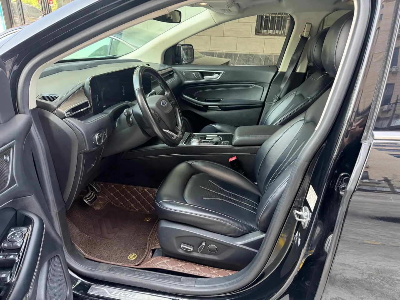 Ford 2021 Ruijie PLUS 2.0T EcoBoost 12250.00g Drive Hao Rui 7-seat Automatic Gear 7