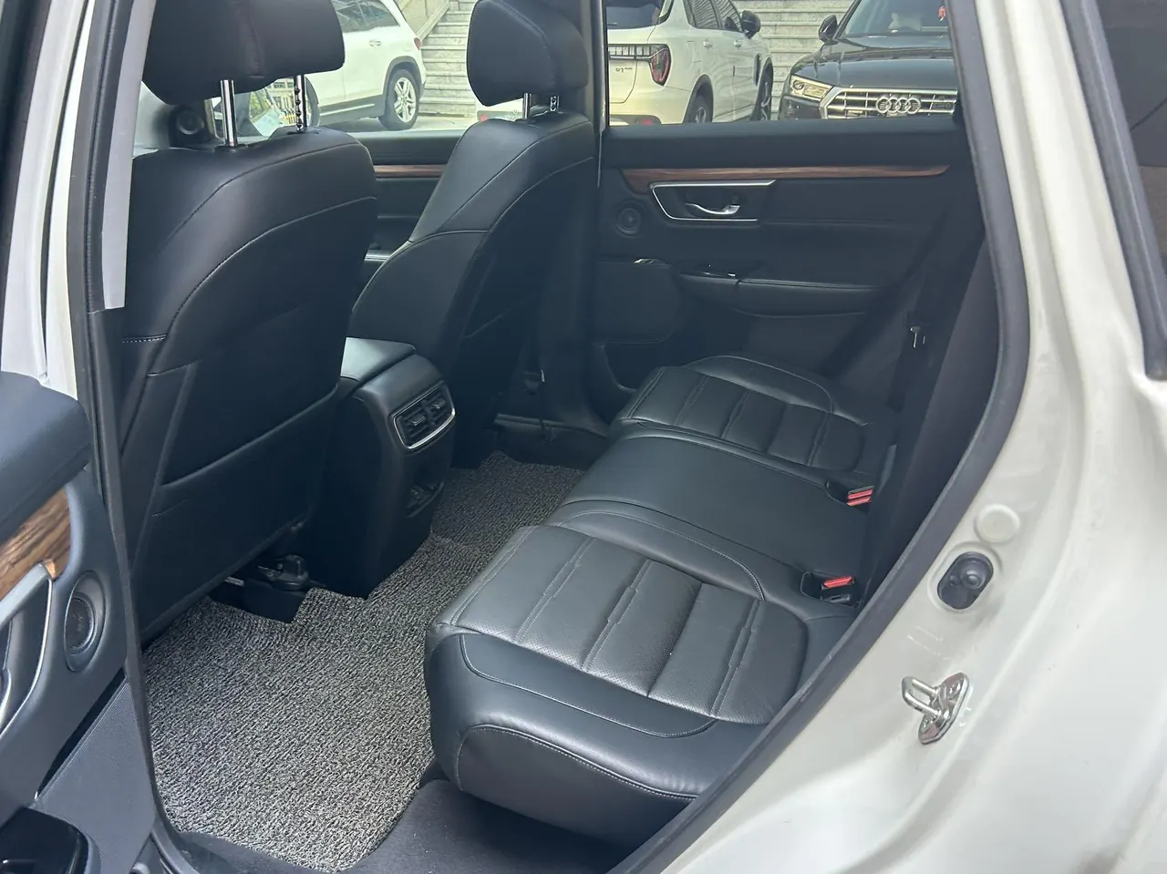 Honda 2020 CR-V 1.5T stepless 240TURBO dazzling version two-drive fashion version plus automatic gear 5