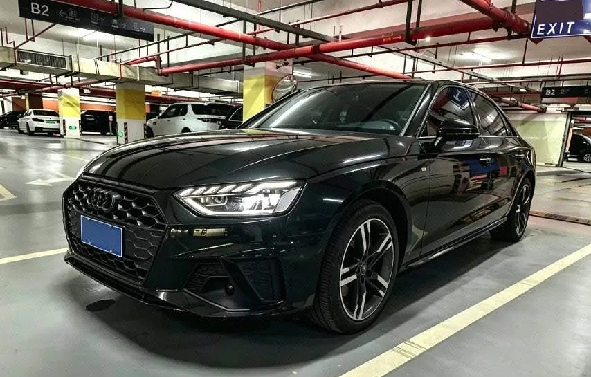 Audi 2020 A4L 2.0TFSI 40TFSI Fashion Dynamic Automatic - View 1