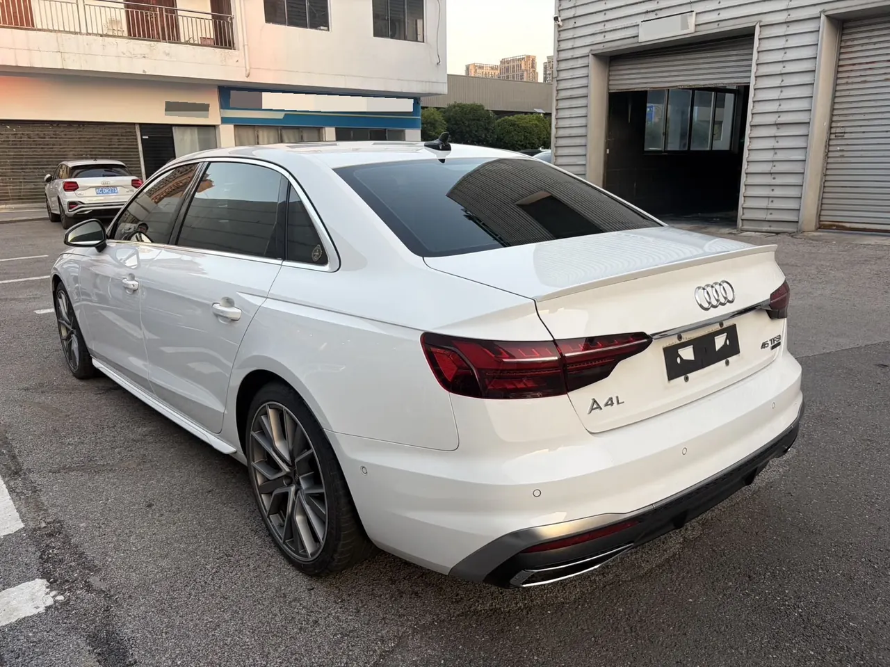 Audi 2020 A4L 2.0TFSI 45TFSI Quattro Selected Dynamic Automatic 9