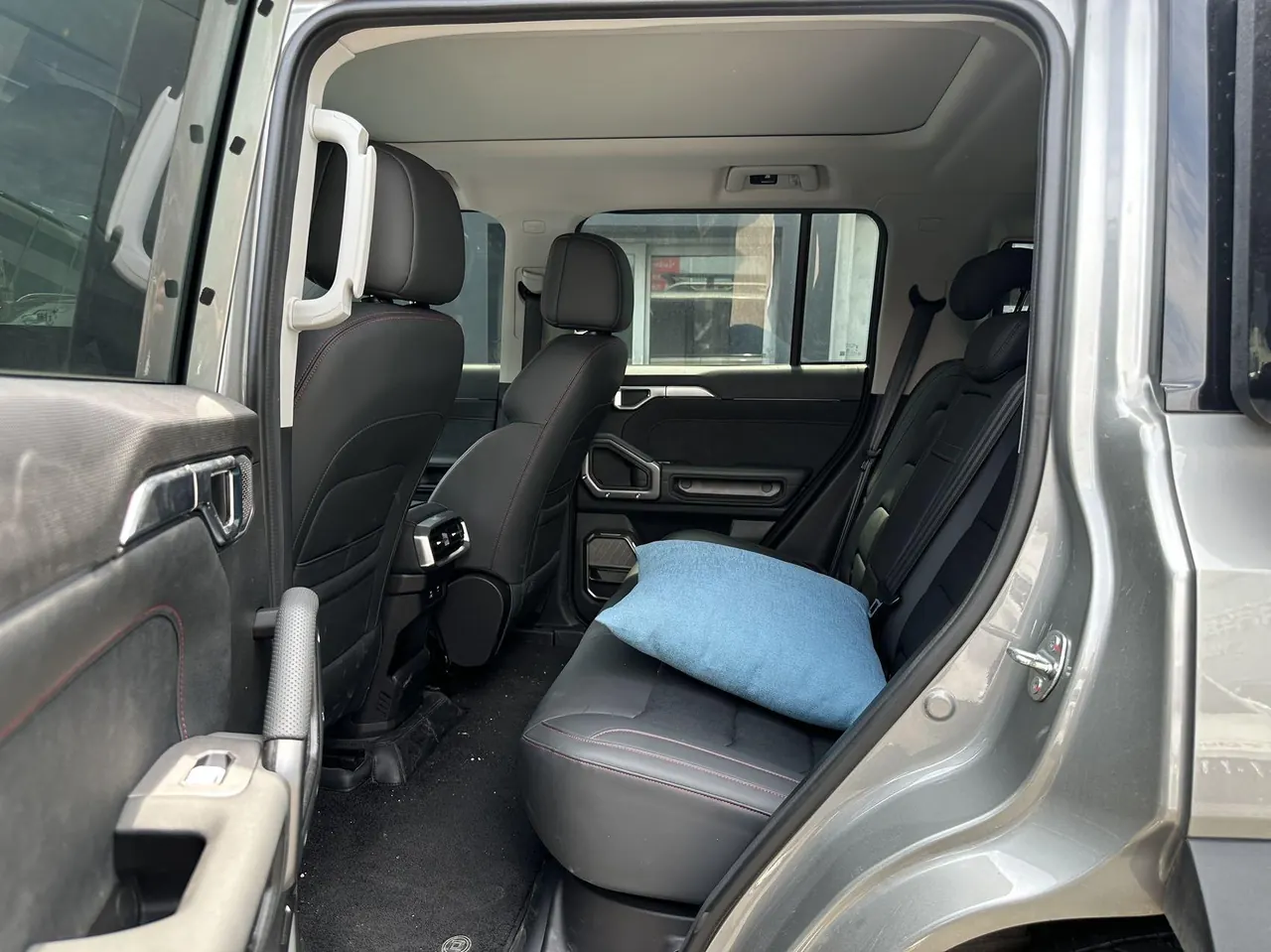 Jetour 2024 ShanHai T2 C- DM 1.5T 206KM 4-wheel drive mountain version automatic gear 4