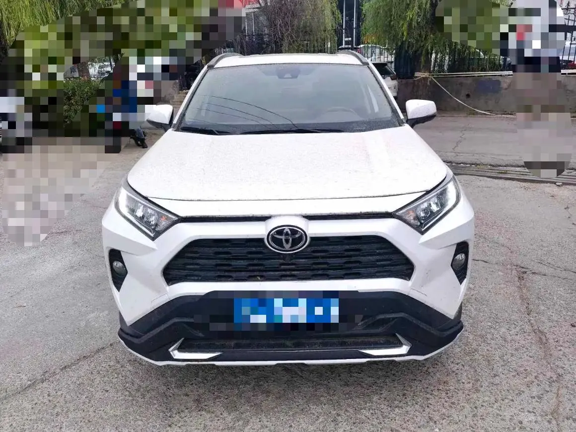 Toyota 2021 RAV4 Rongbo 2.0 Stepless Two-Drive Fashion Edition Automatic Gear 2