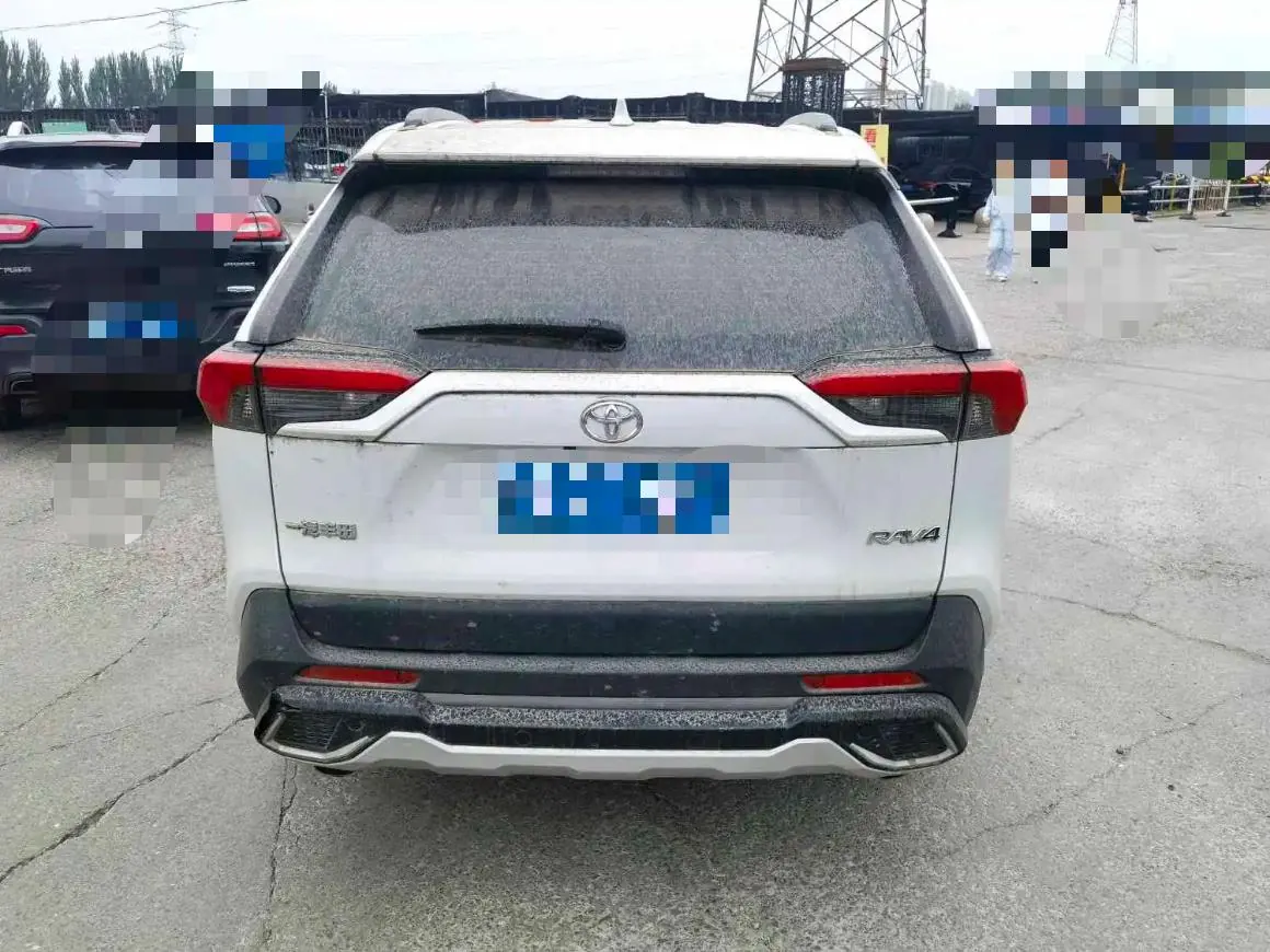 Toyota 2021 RAV4 Rongbo 2.0 Stepless Two-Drive Fashion Edition Automatic Gear 5