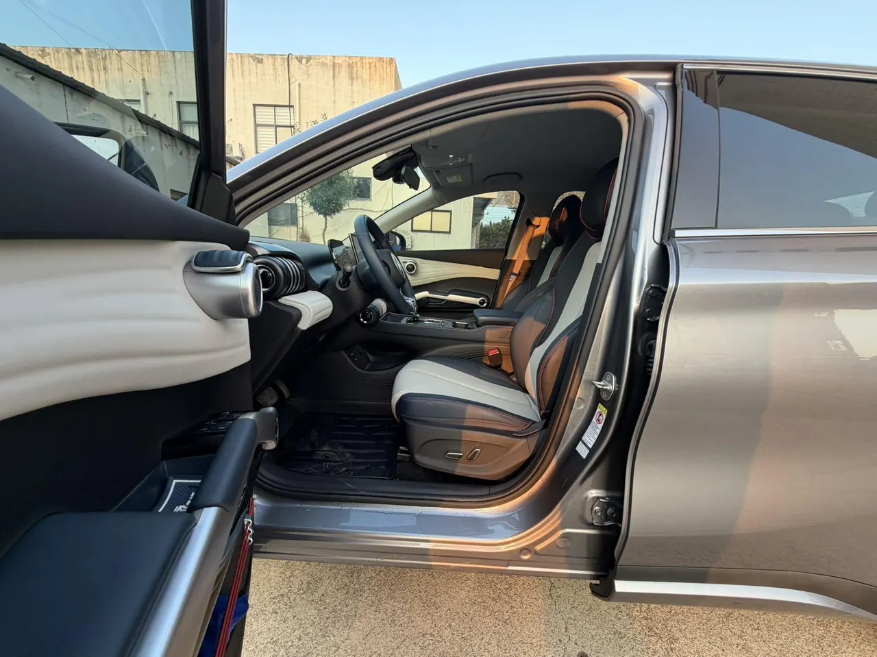 BYD yuan PLUS 2022 yuan PLUS 430KM luxury automatic gear 5