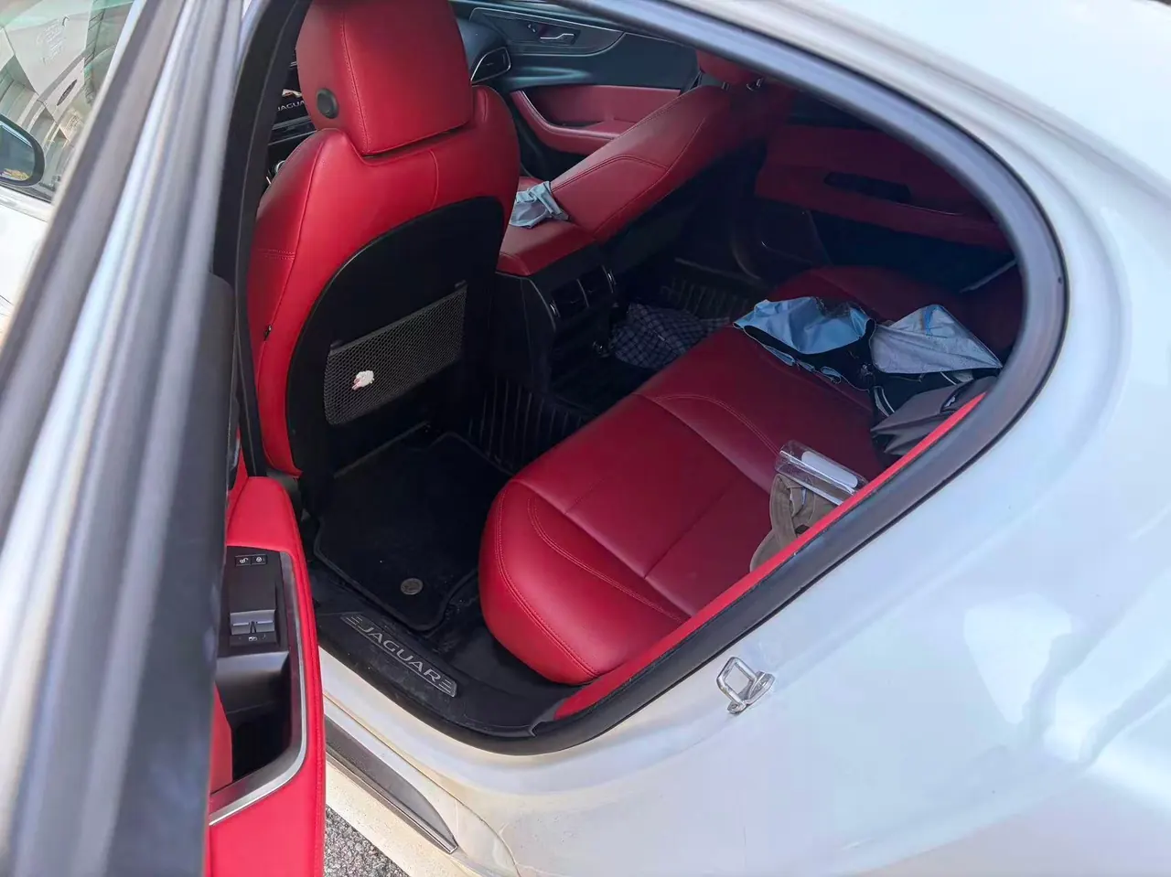 Jaguar 2020 XEL 2.0T 200PS R-DYNAMIC S Enterprising Sports Edition Automatic Gear 4