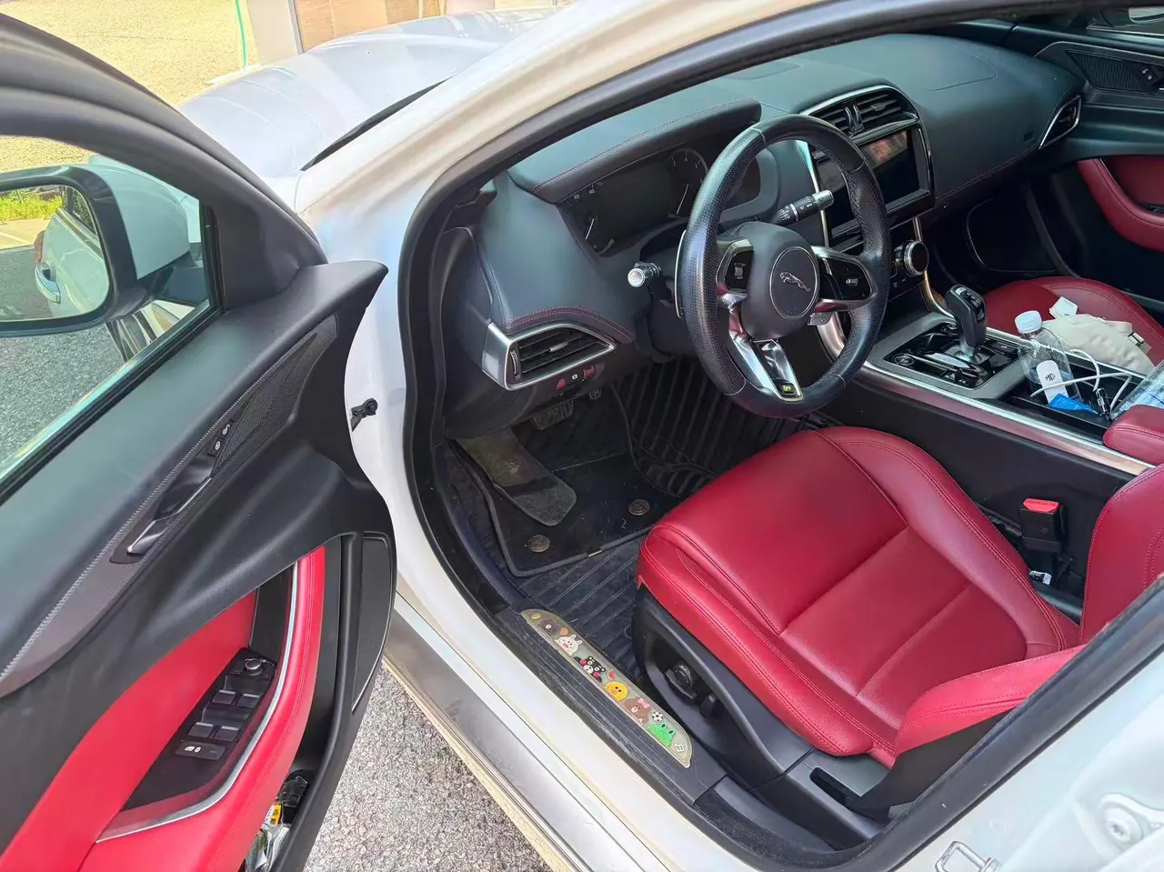 Jaguar 2020 XEL 2.0T 200PS R-DYNAMIC S Enterprising Sports Edition Automatic Gear 5