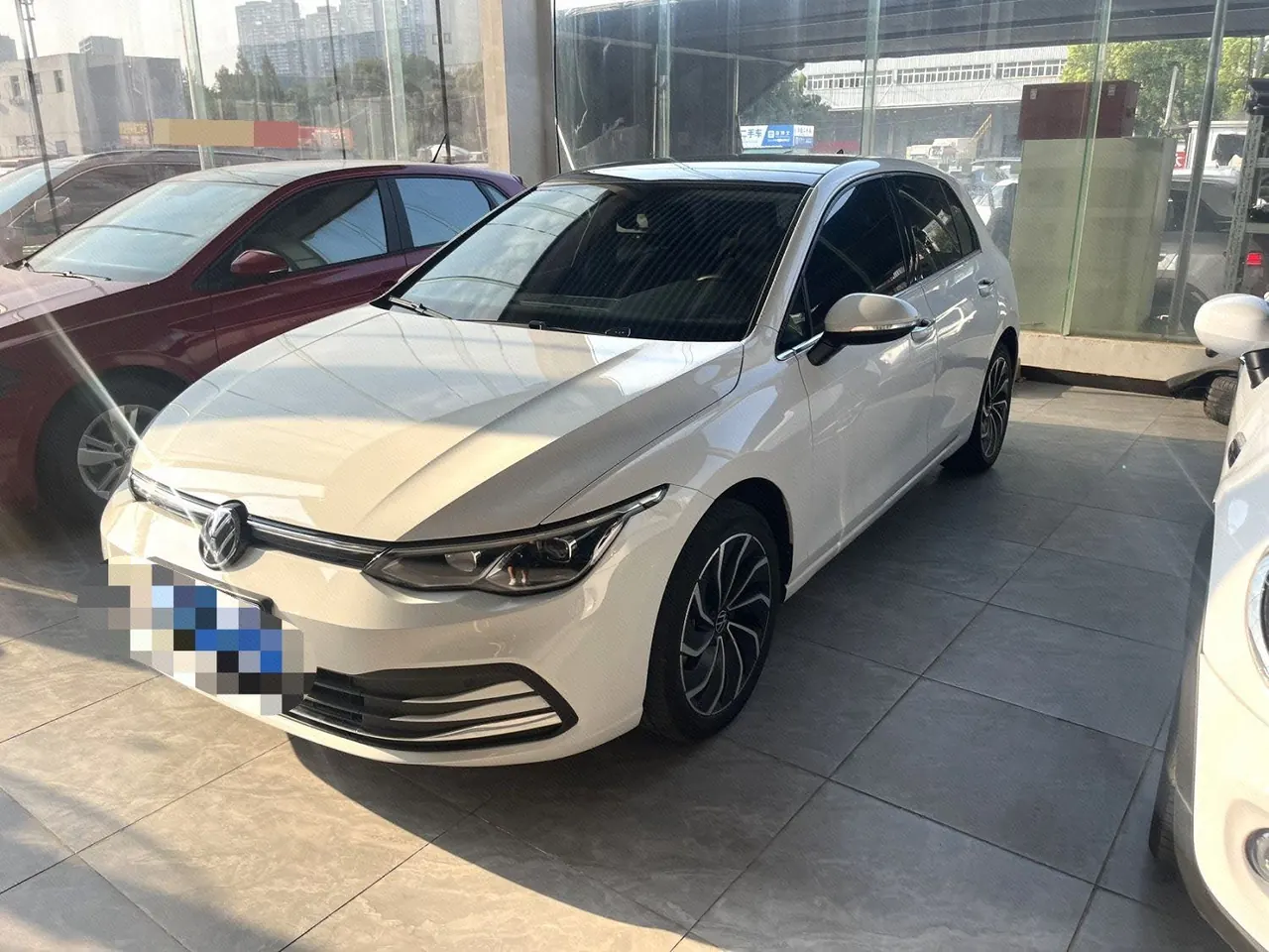 Volkswagen 2021 Golf 8 PRO 1.4TSI 280TSI Automatic - View 1