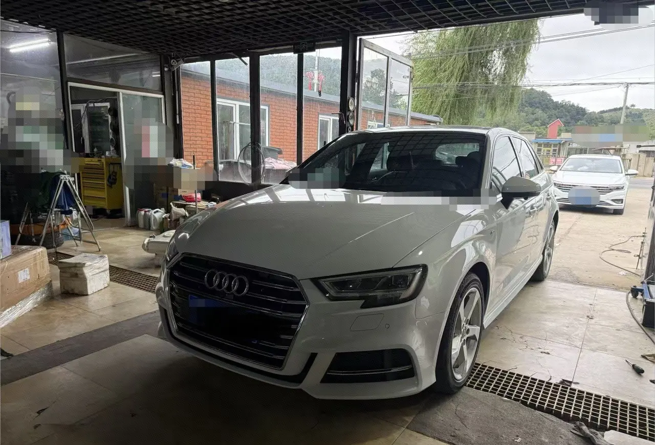 Audi 2020 A3 Sportback 1.4TFSI 35TFSI Fashion Automatic - View 1