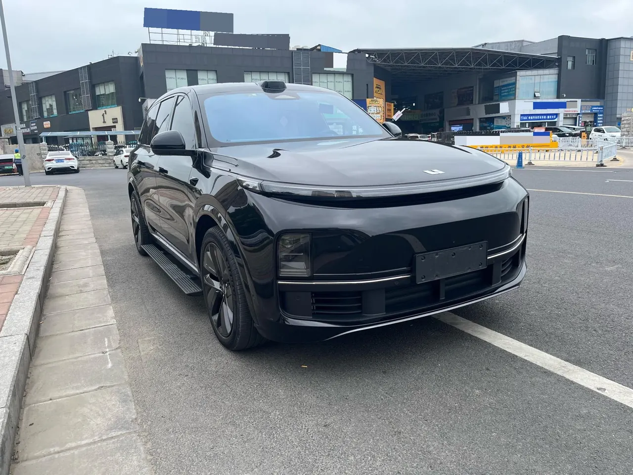 Li 2024 L9 Ultra automatic gear 3