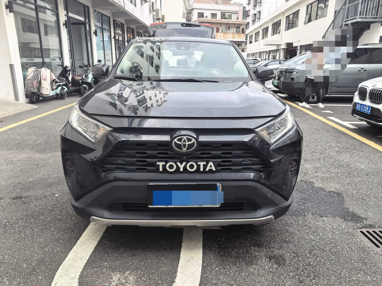 Toyota 2022 RAV4 Rongbo 2.0 Stepless Two-Drive Fashion Plus Edition Automatic Gear 2