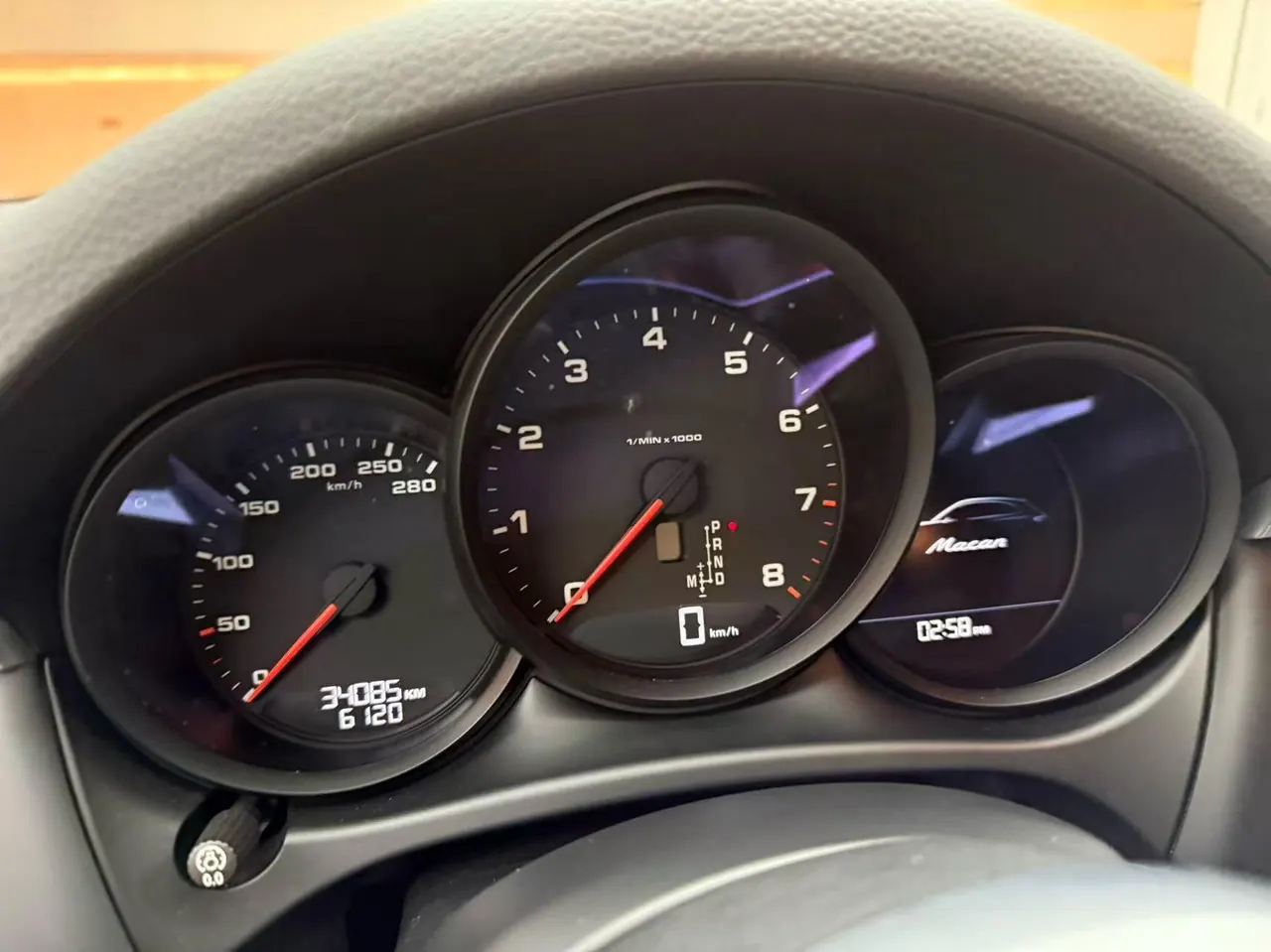 Porsche Macan (Imported) 2020 Macan 2.0T Automatic Gear 5