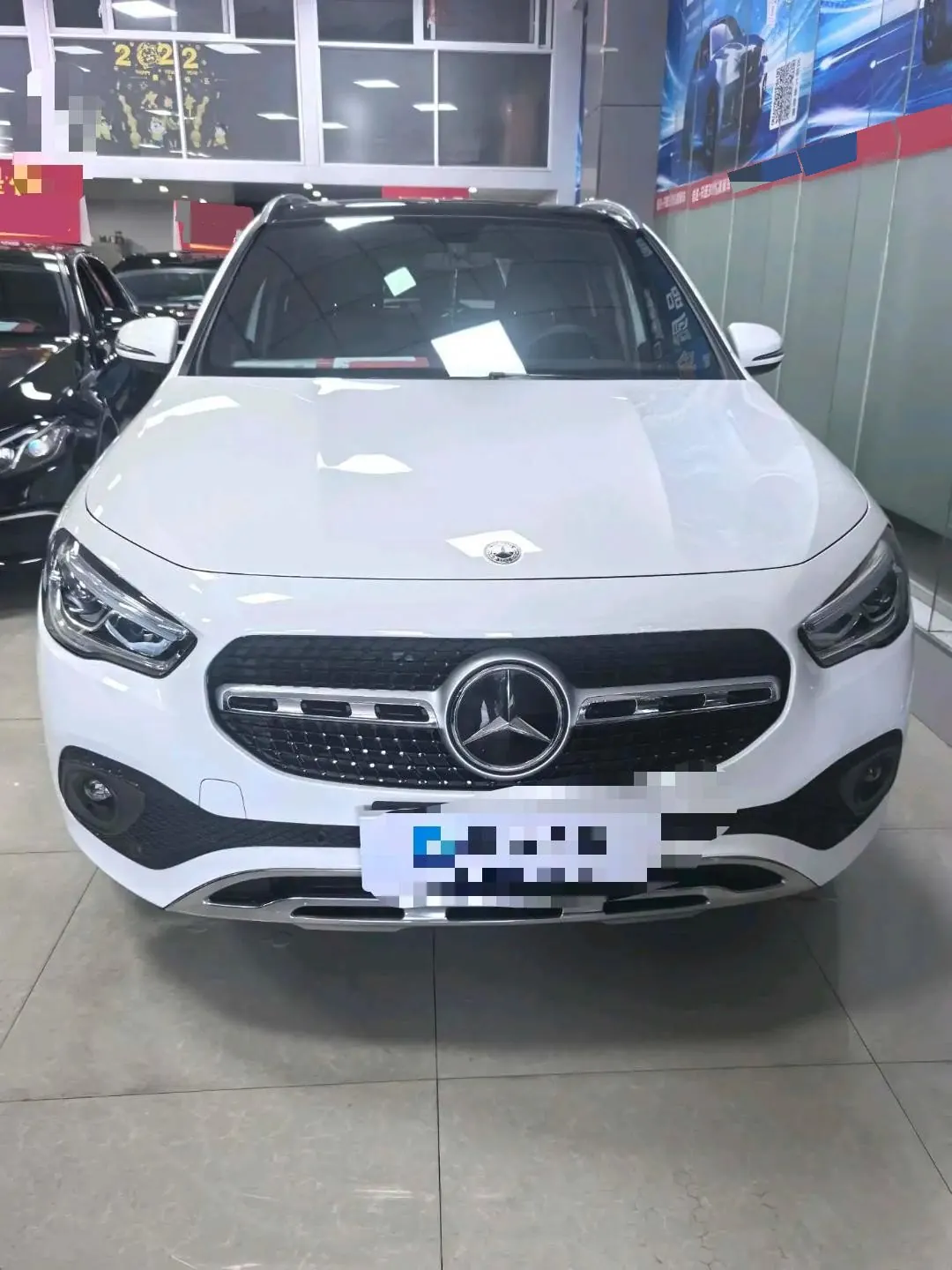Mercedes Benz 2020 GLA 200 1.3T automatic gear 2