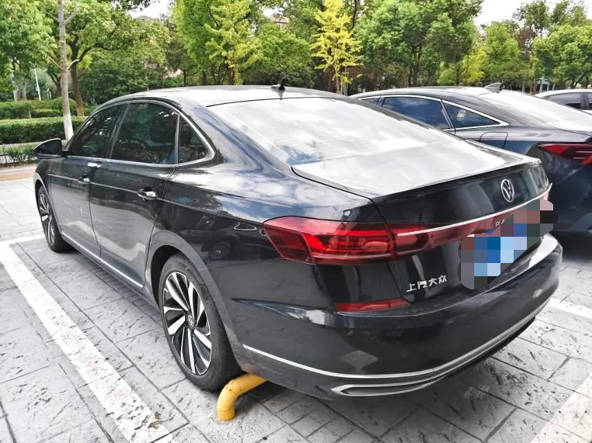 Volkswagen 2024 Passat 2.0TSI 380TSI Deluxe Edition Automatic 5