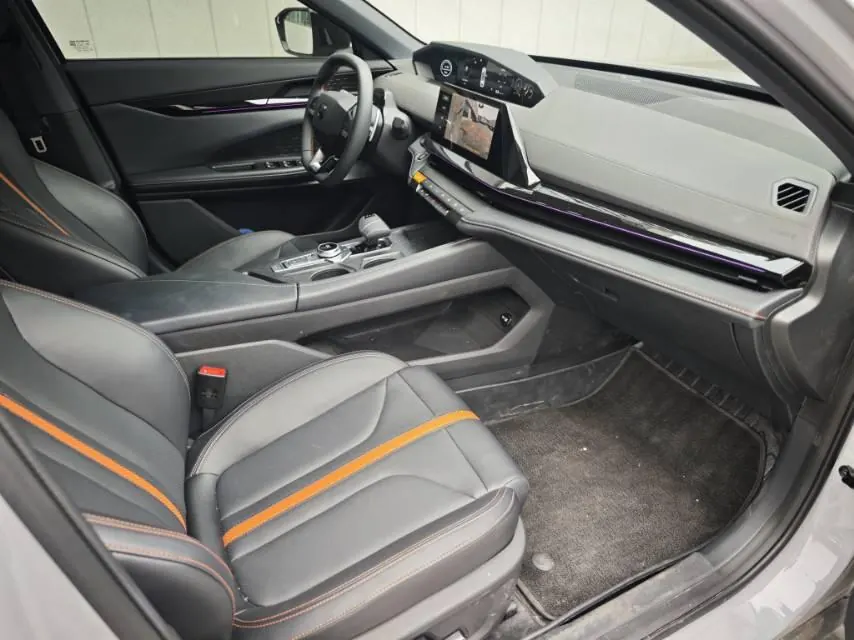 ChangAn 2024 UNI-V 1.5T Prestige Automatic 11