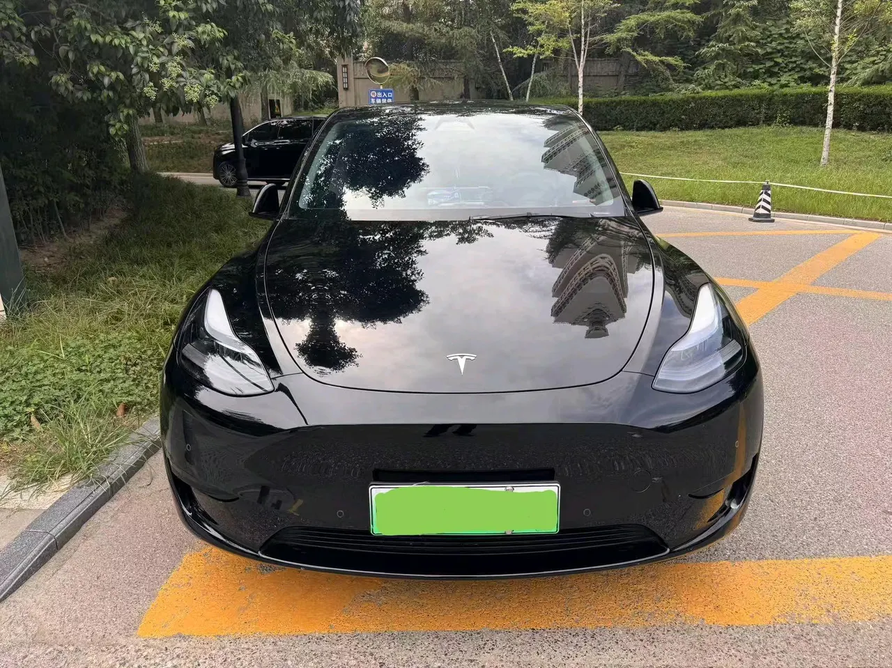 Tesla 2022 Model Y rear-wheel drive version (facelift) automatic gear 2