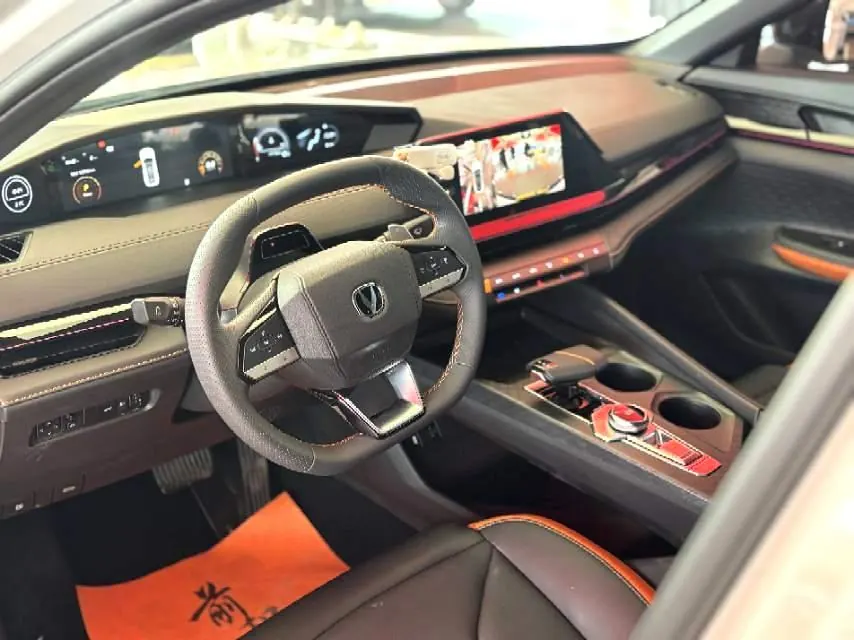 ChangAn 2024 UNI-V 1.5T High Energy Edition Automatic Gear 3
