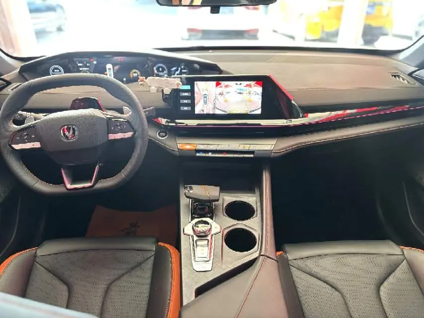 ChangAn 2024 UNI-V 1.5T High Energy Edition Automatic Gear 7