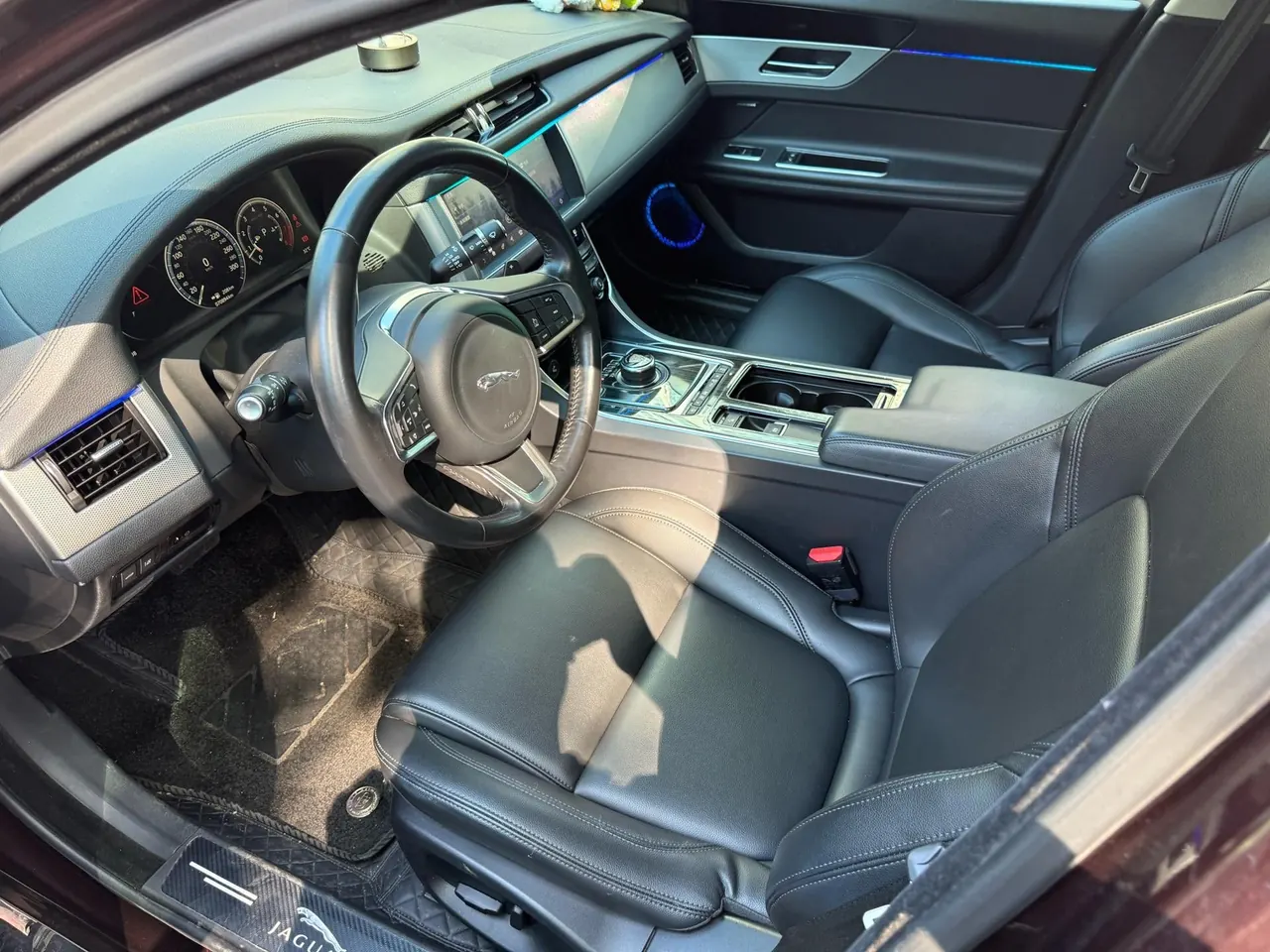 Jaguar 2020 XFL 2.0T P 10000.00g Drive Elite Automatic Gear 5