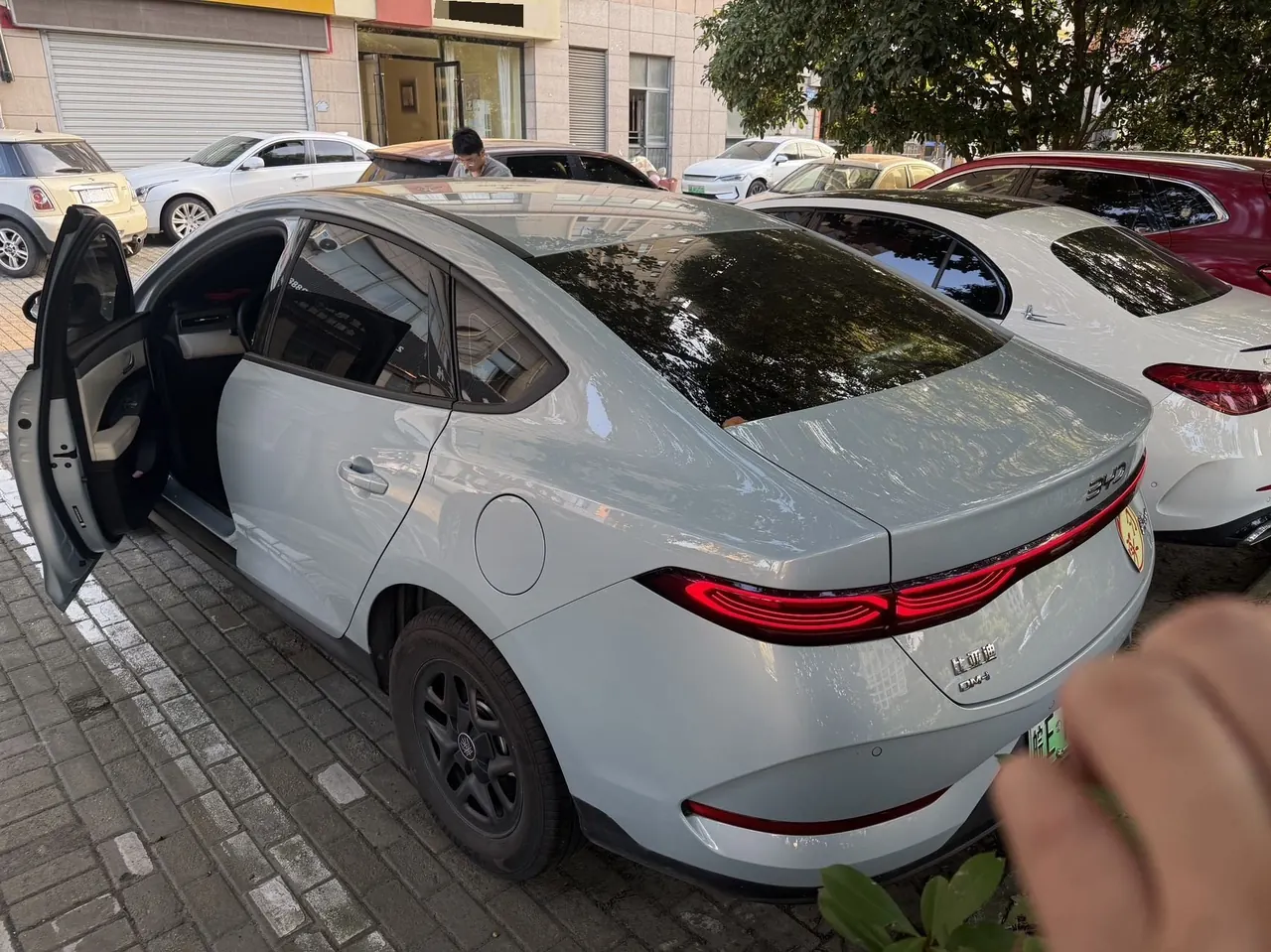BYD 2025 Qin PLUS DM-i 1.5 stepless smart driving version 128KM aggressive automatic gear 3