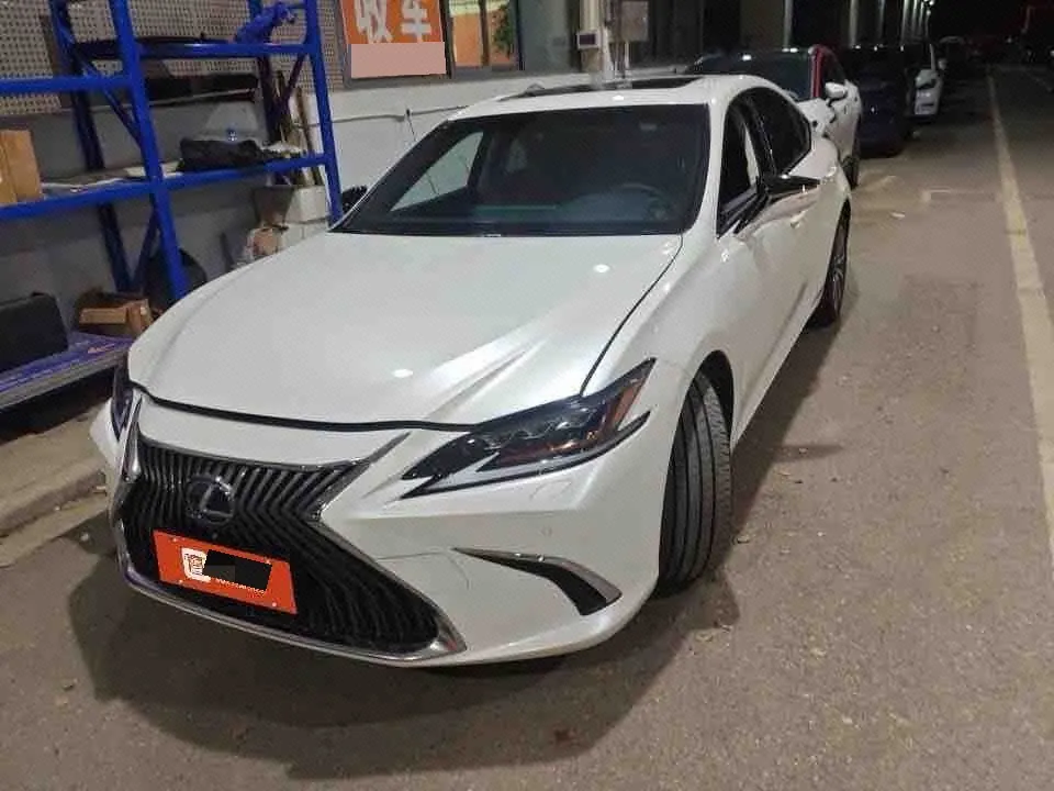 Lexus ES (Imported) 2021 ES300h 2.5 Stepless Premium Edition Automatic Gear - View 1