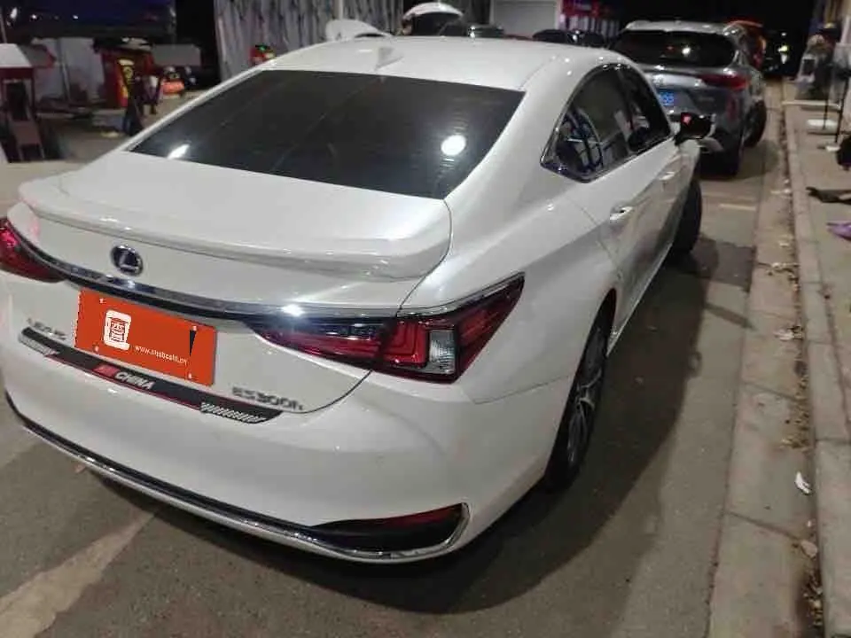Lexus ES (Imported) 2021 ES300h 2.5 Stepless Premium Edition Automatic Gear 5