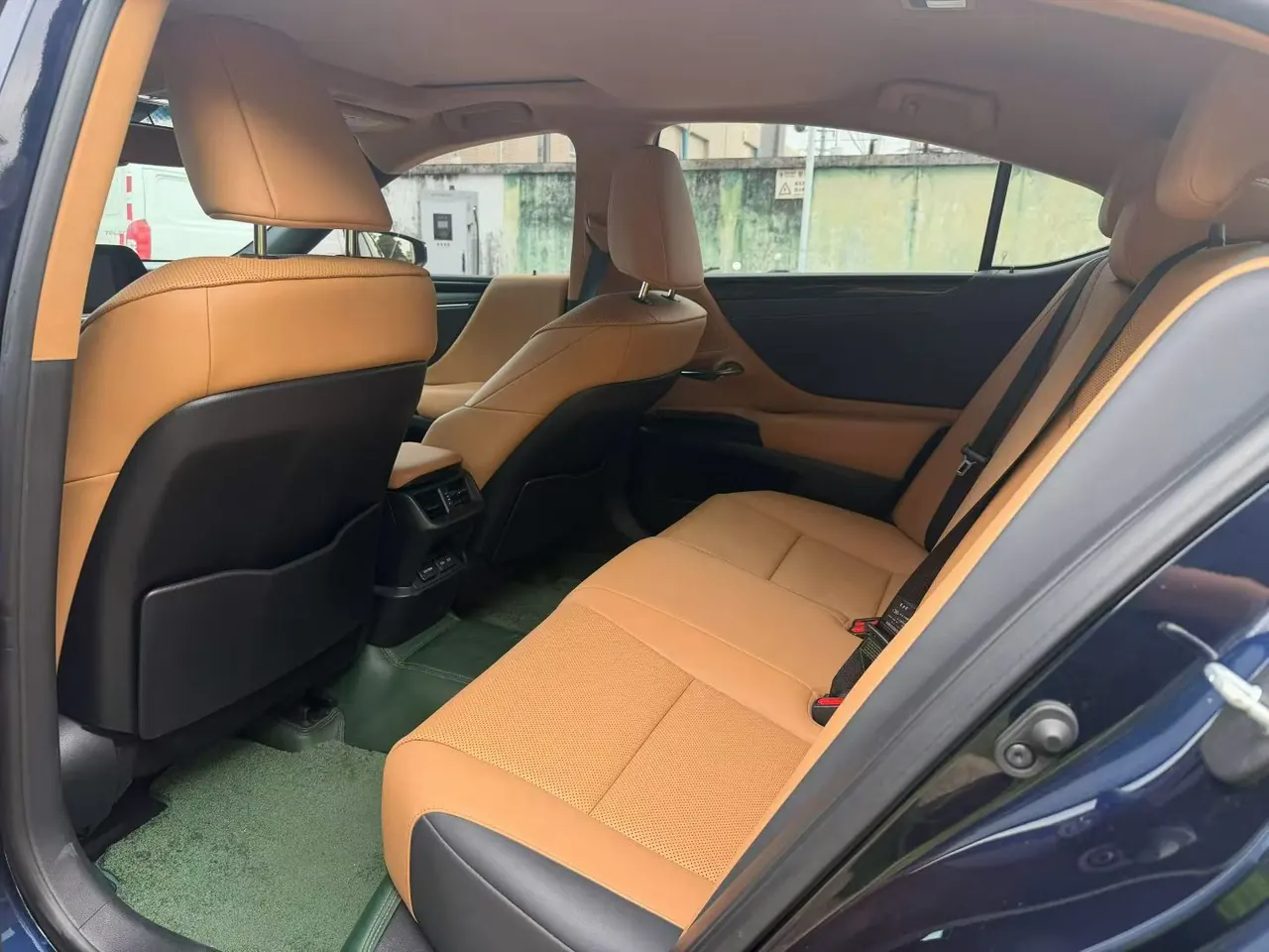 Lexus ES (Imported) 2021 ES200 2.0 Stepless Deluxe Edition Automatic Gear 6