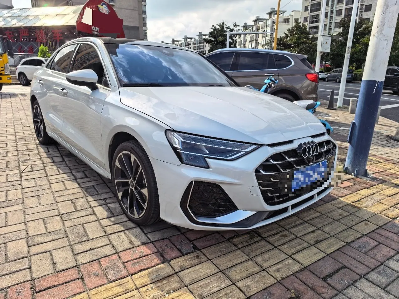 Audi 2025 A3L Limousine 1.5TFSI 35TFSI Flying Premium Automatic 3