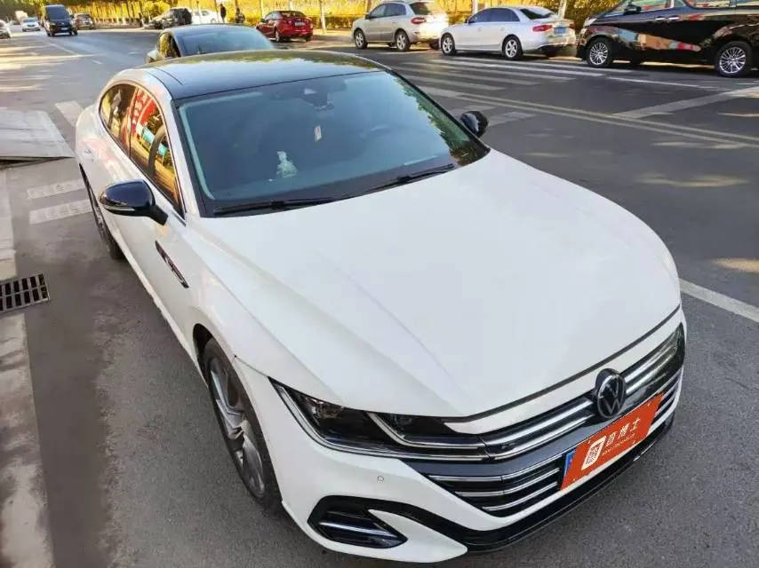 Volkswagen 2021 CC 2.0TSI 380TSI eye-catching automatic gear 2