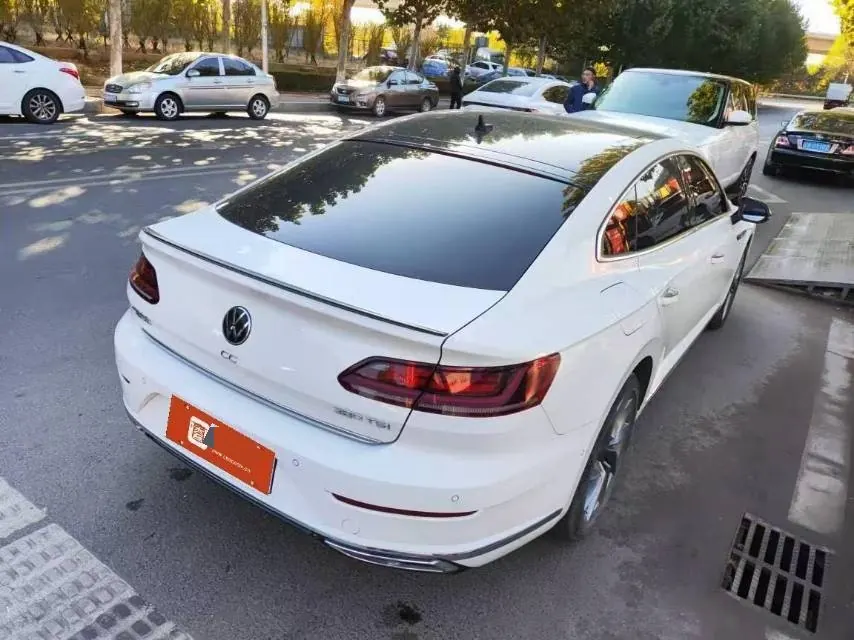Volkswagen 2021 CC 2.0TSI 380TSI eye-catching automatic gear 4