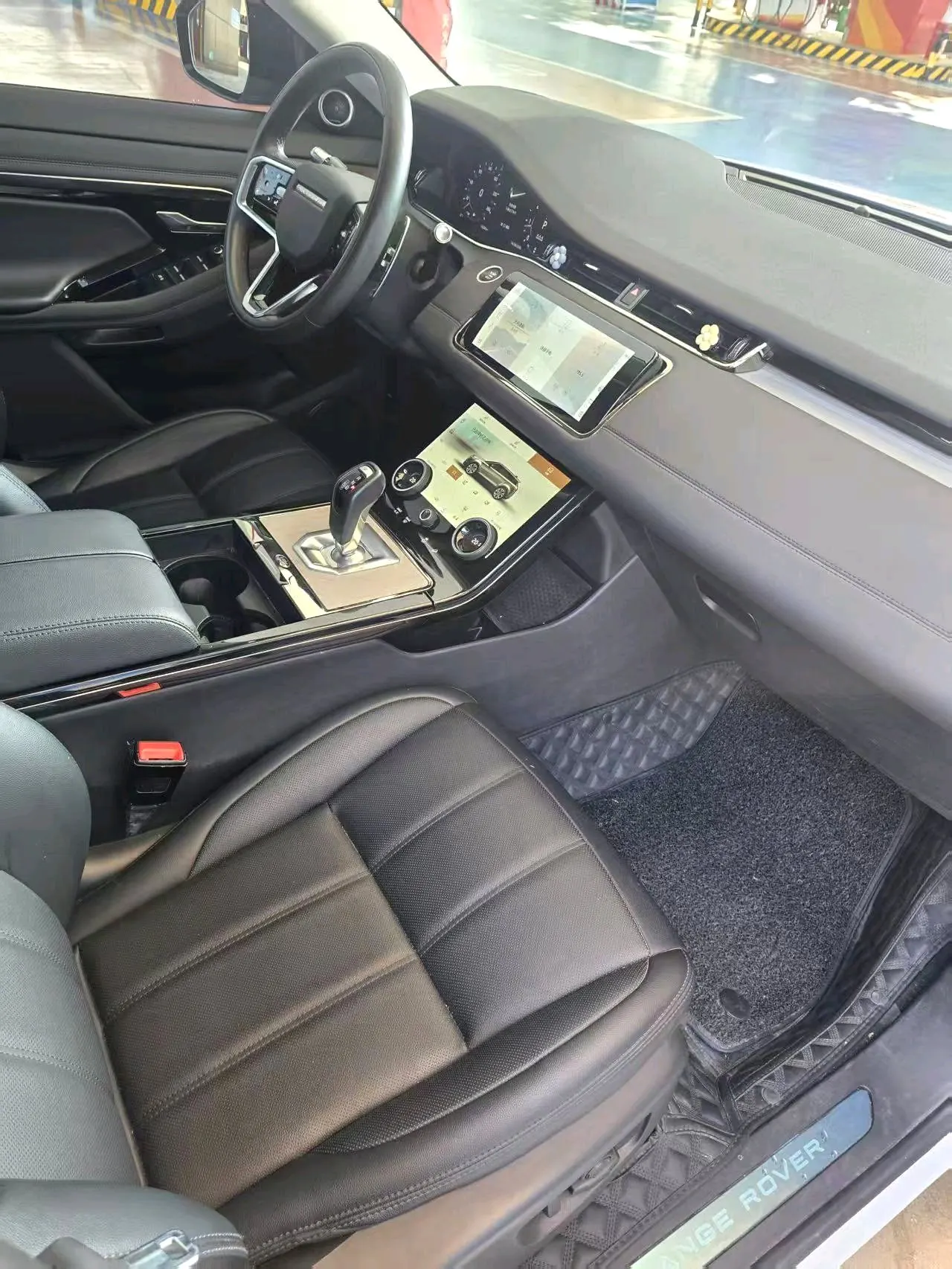 Land Rover 2021 Range Rover Aurora L 48V 2.0T 249PS R-Dynamic SE Deluxe Edition Automatic Gear 7