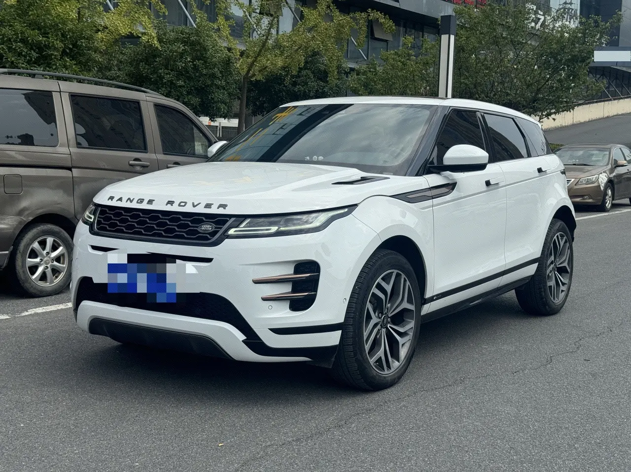 Land Rover 2020 Range Rover Evoque 48V 2.0T 249PS R-DYNAMIC S Sports Edition Automatic Gear - View 1