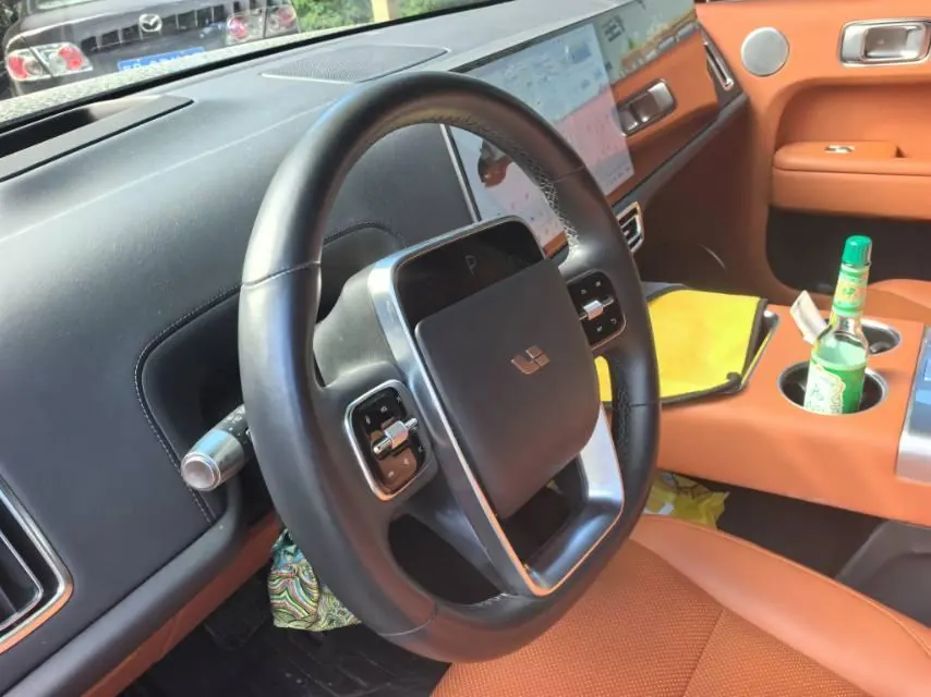 Li 2022 L9 1.5T Max Edition Automatic Gear 2