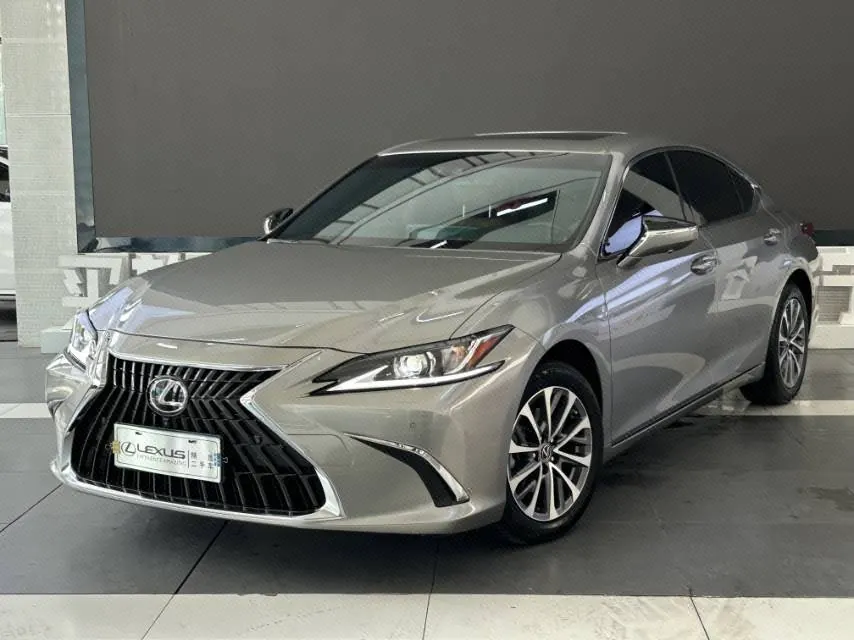 Lexus ES (Imported) 2022 ES200 2.0 Stepless Premium Edition Automatic Gear - View 1